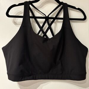 old navy activewear | 3xl medium support sports bra | strappy back | like new